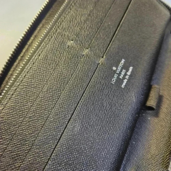 Louis Vuitton Graphite  Zippy Organizer - Picture 13 of 16